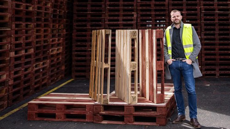 Tim And Pallets